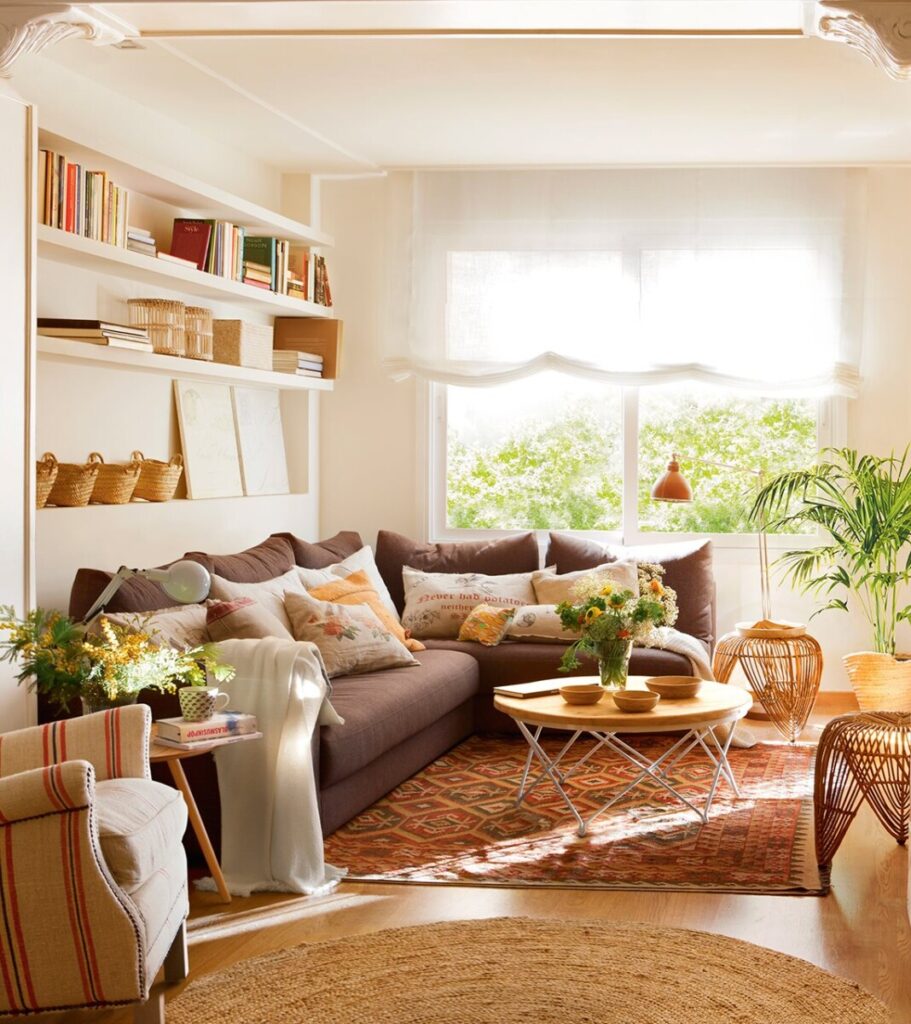 Cómo colocar el sofá del salón: 4 ideas